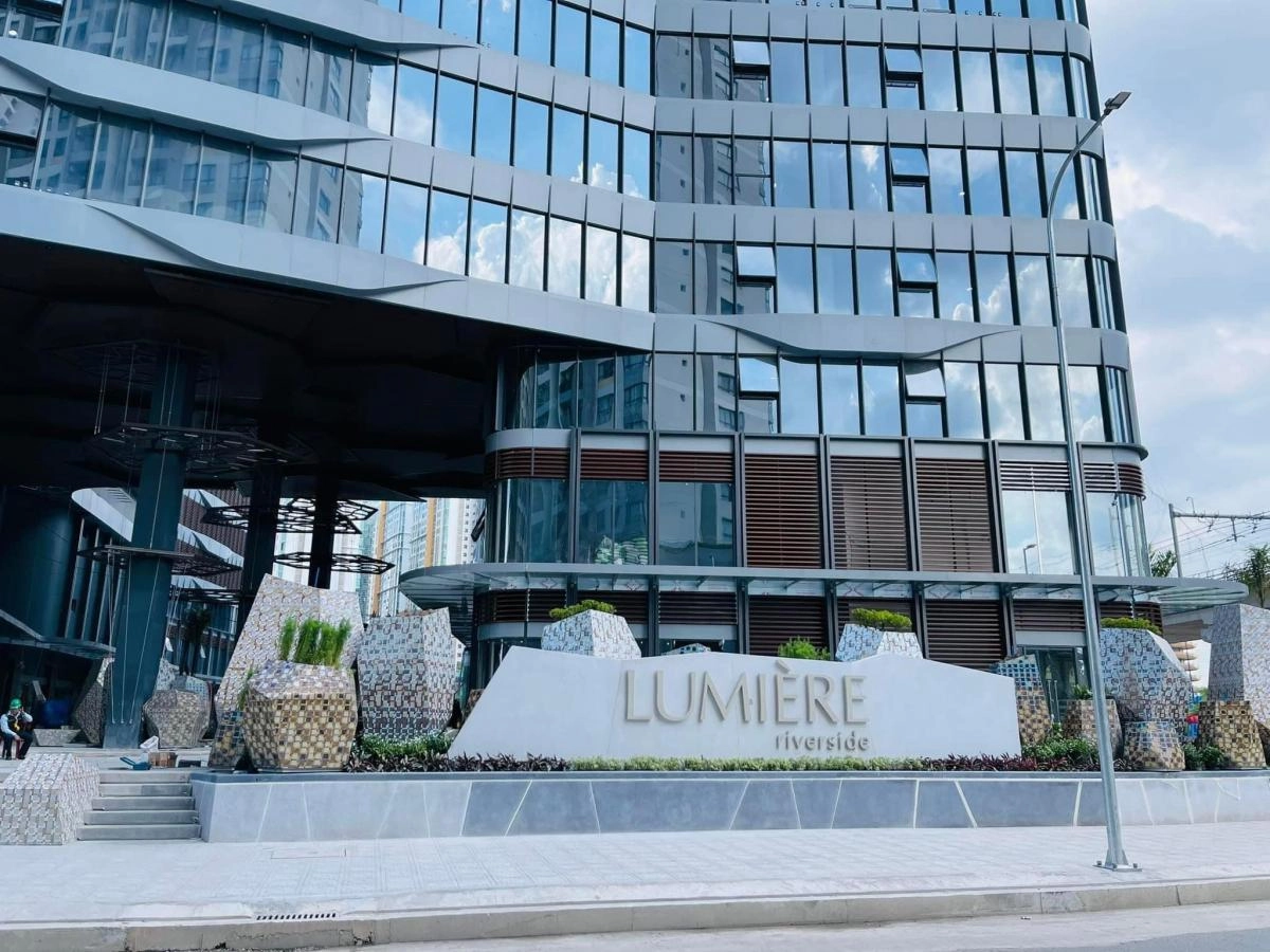 Bán căn hộ Lumiere Riverside 3pn view sông giá 11.5 tỷ  full nội thất